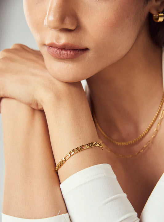 Stack & Style: How to Layer Bracelets for a Luxe Look